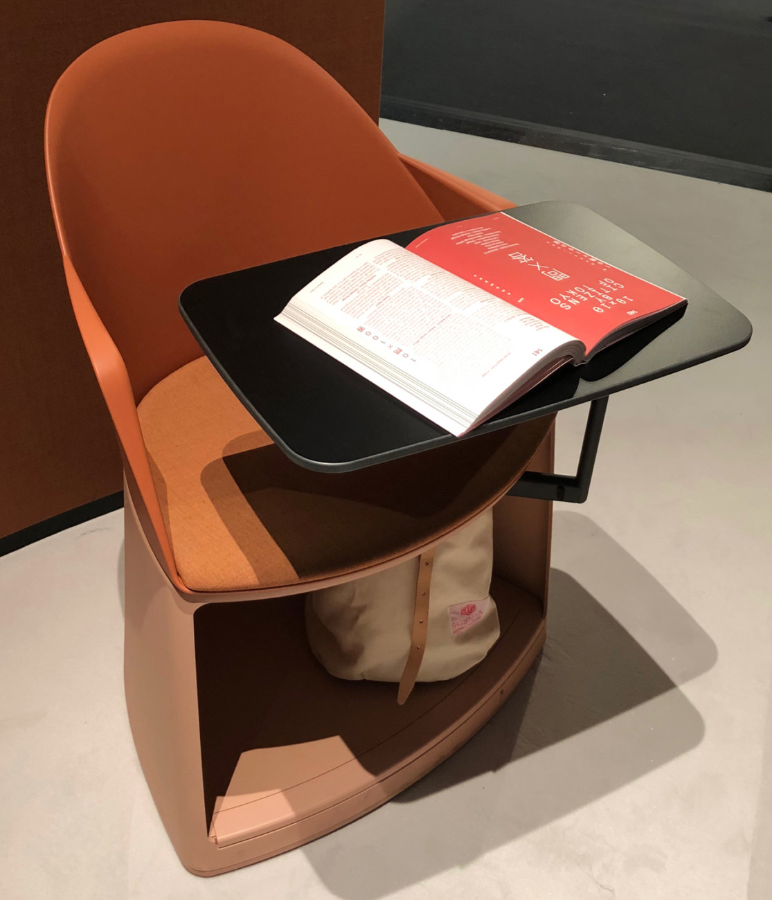 培训家具|布面培训椅|办公家具|设计师家具|CILA GO 休闲椅